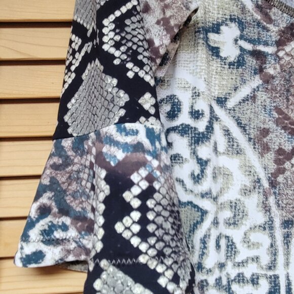 Dress - Picture 2 of 7